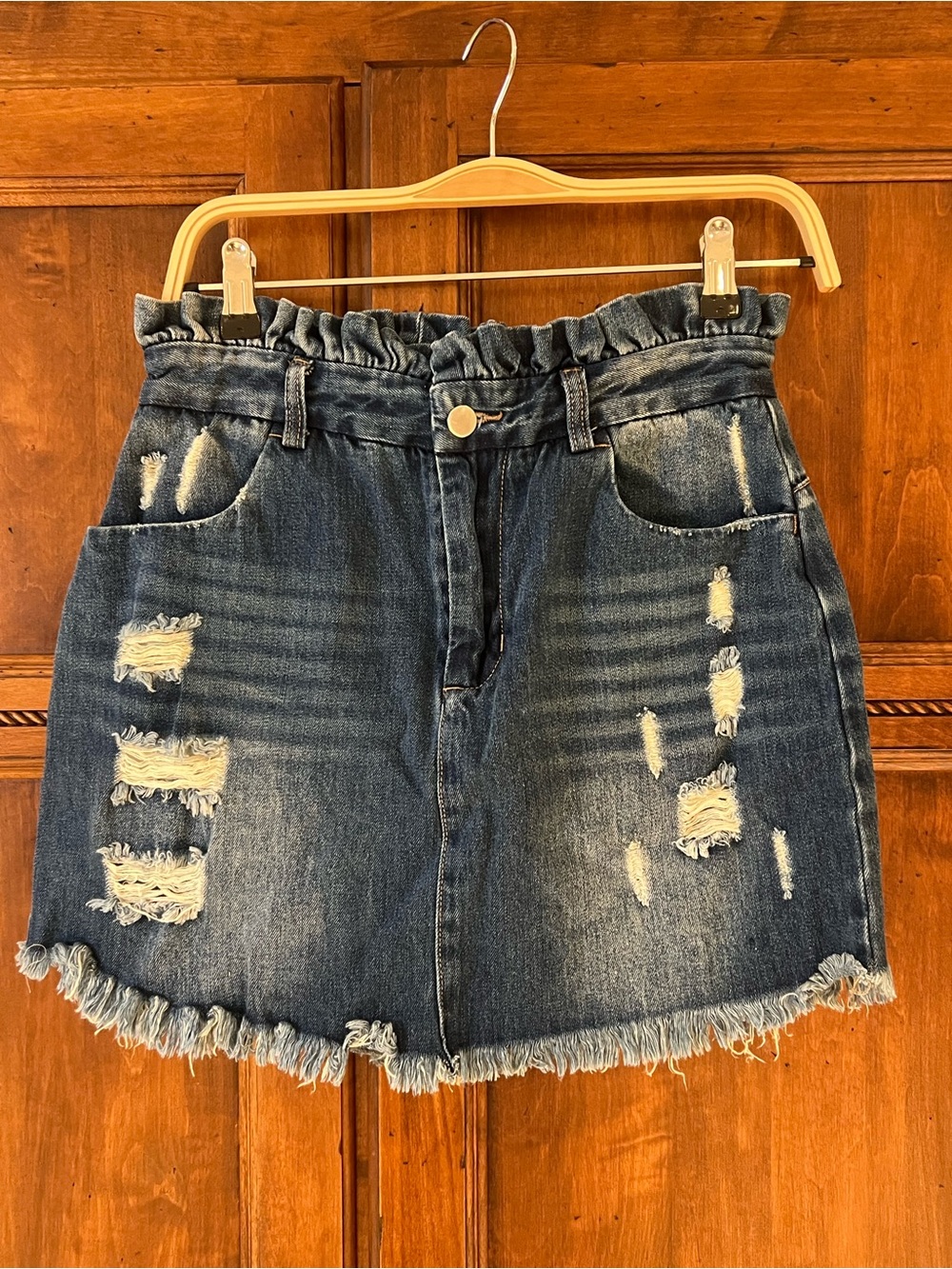 Hayden Los Angeles  distressed denim skirt | paper-bag waist | Size M  |Like New
